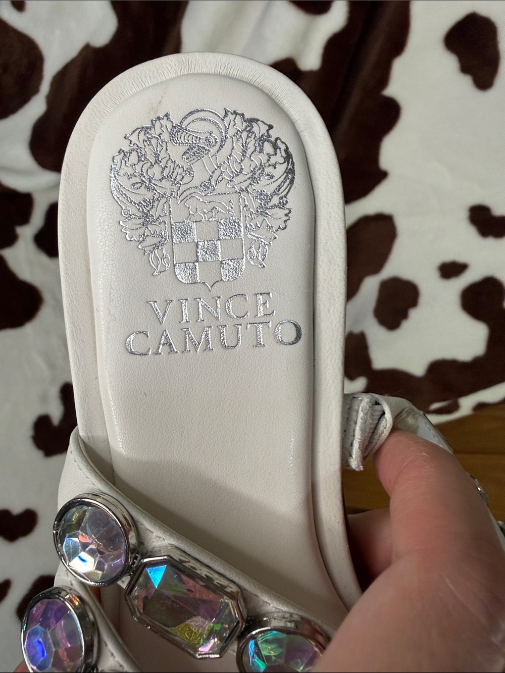 Vince Camuto White Iridescent Jewel Thong Sandals - Picture 2 of 4